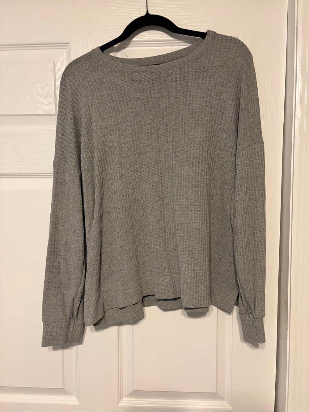 PixieLane Waffle Knit Long Sleeve Top Heather Gray Women’s Relaxed Fit